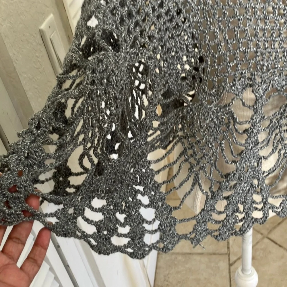 Chic Gray Crochet Women's Poncho Handmade one size Elegant NWOT One of‎ a kind